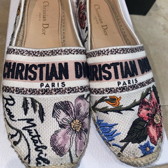 Dior size 38.5 authentic with box and dust bag. Slightly worn good condition. - Picture 1 of 6